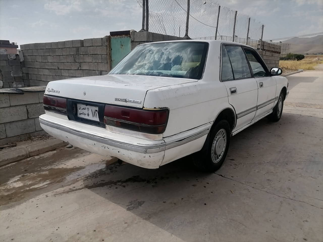 سيدان ئارمي بلاستيكي هه ولير موديلي ١٩٩٠ گيرو مه كينه ي به ته ي ئوتوماتيك ٤ جام كاره باي ته بريد ساردو گه رم مه زيوت گيرو مه كينه ي به شه رت مالي دوسته سه ياره كه زؤر به قوه ته سعري ٢٢ گه لا مه عامه له
***********

