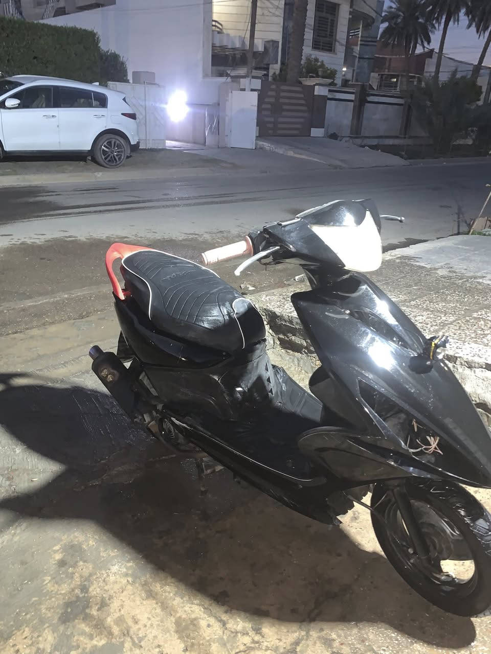 سلام عليكم للبيع فقط
ماكس مضلع شغاله سلف هندر كهربائيات كامله الدراجه نقصها شغلات بسيطه كدامك الدراجه بيها دخانه فقط مكينه تخبل 
السعر 350 وبيها مجال سهله 
مكاني بغداد حي الجامعة وخادم اني 
*********** وبي واتساب
