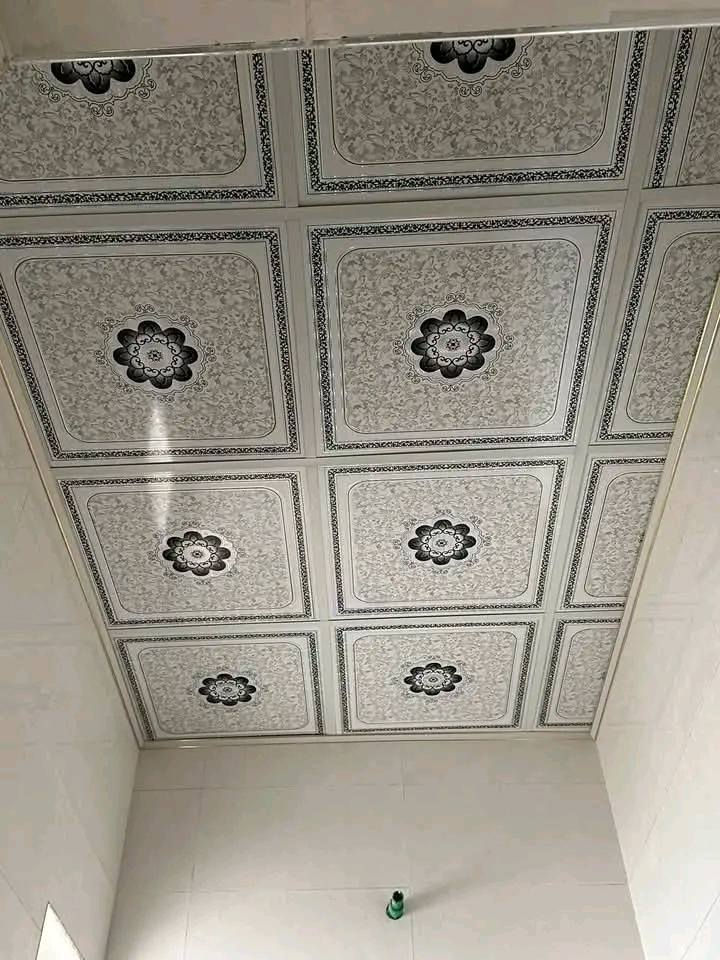 عمل جميع انواع ديكورات جبس مبورد وسقوف ثانويه وجميع انواع الاصباغ داخل كربلا ***********
