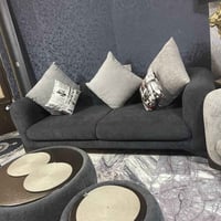 ٧ مقاعد • جديد • مستعمل شهرين