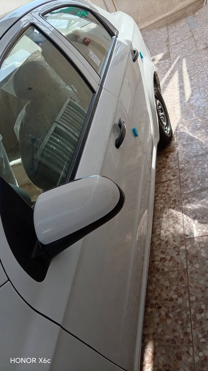 السلام عليكم افيو موديل ٢٠١١ خليجيه مال شركه مكفوله مكينه وكير وحداديه تبريد وتايرات بيه صبغ قليل رقم كربله انكليزي سياره فول اوتوماتيك جام كهرباء مابيه اي نقص محرك مفتوح سنويه 2031السعر63مكان بابل شارع 80قرب زيدون خطاط رقم الهاتف ***********
