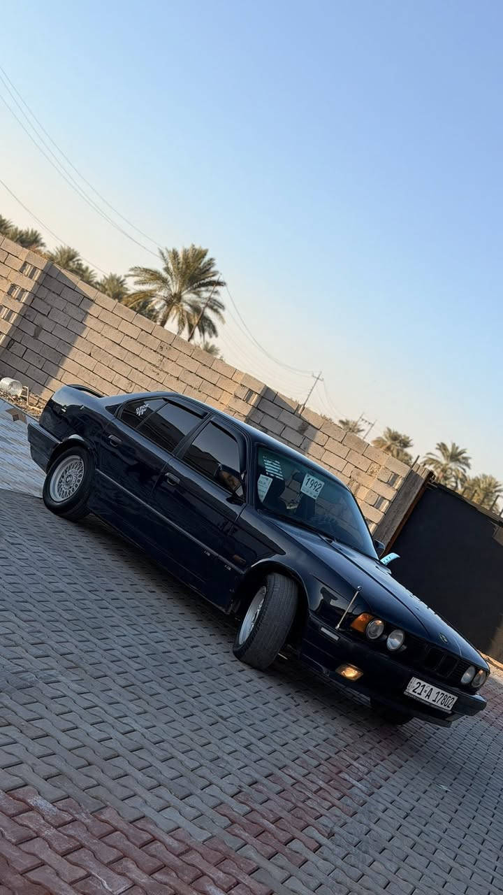 السلام عليكم للبيع بي ام موديل 1992 اصل525 محرك مسكر شرط كير وتماتيك شرط صدر امامي خلفي جديد تخم تاير جديد تخم ويل اصلي بلادي رقم شمالي دولي سنويه الغايه 20230 هزه جديد تبريد ثلج 🧊 تدفئه نار السياره صبغ عام جماليه بدون اي حادث غرفه جديده يرهم مروس حسب القناعه مكاني تكريت رقم التلفون ***********
