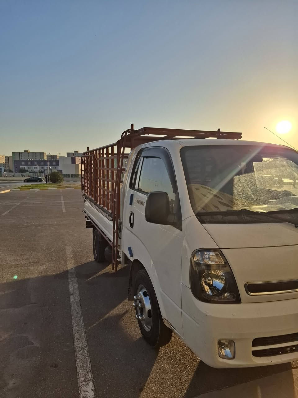 سلام عليكم كيا فحل سياره جديده للبيع تفاصيل اكثر اتصل ***********
