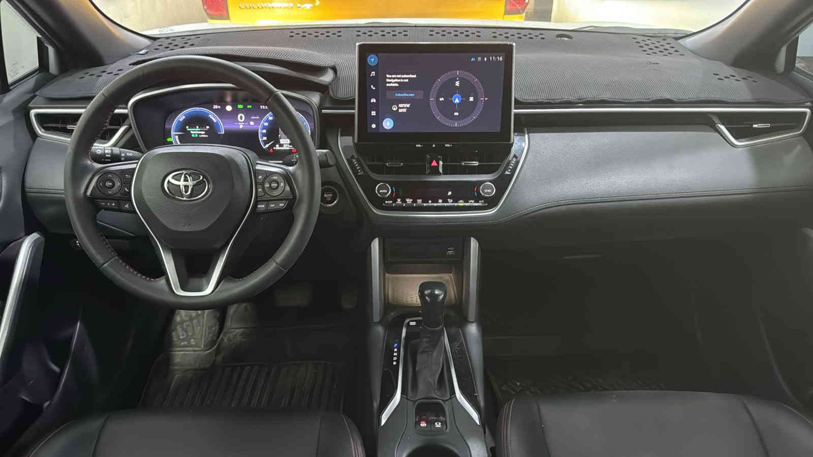 السلام عليكم 
من رخصة الادمن 
شباب إذا تقارن بوارد الصين المنشور موالك
للبيع 
2023 Toyota Corolla cross GR hybrid 
1,800 cc
FWD
2023 تويوتا كورلا كروس GR هايبرد
وارد اوربي فئة مميزة GR
محرك 1,800cc 
لون ابيض ثلجي
دفع امامي 
لايتات امامي  LED + عدسة تحكم auto 
بك لايت خلفي LED
بلوجكتر LED 
دشبول دجتال بالكامل + متغيير 3 اشكال 
مري شفط + اشاير 
ويل 18
رادار امامي 
كامرة خلفية 3 وضعيات 
كشنات جلد وقماش مطرز احمر خاص بالفئه
نظام محافظة على المسرب ومانع تصادم +مثبت سرعة تفاعلي 
أنظمة قيادة عدد 3 بالإضافة إلى EV مود
منفذ USB + type c عدد 4
قطعتين تبريد
انارات LED مخفية بالأبواب وحامل الاكواب 
انارات الداخلية LED بالكامل 
شاشة داخلية حجم 16
السيارة كلش مميزة مختمة GR من كل مكان 

السيارة نطخت باب السايق والجاملغ الامامي وتبدل نفس اللون وبيها بارد بالبنيد وهلال الجاملغ والضربة خارجية بدون دواخل بدون صبغ بدون ايرباك 
السيارة داخلة كلين للعراق وجانت ماشية 21,000 km وهسه ماشية 79,000 km
موقع السيارة الفلوجة 

للاستفسار

***********
***********
