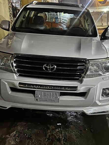 لاندكروز 2012محدث 2014السياره نضيفه وحلوه بس الجاملغ الامامي عل بارد لباب الصدوق هم طخه السعر 36000الف

رقم *********** Colombo
