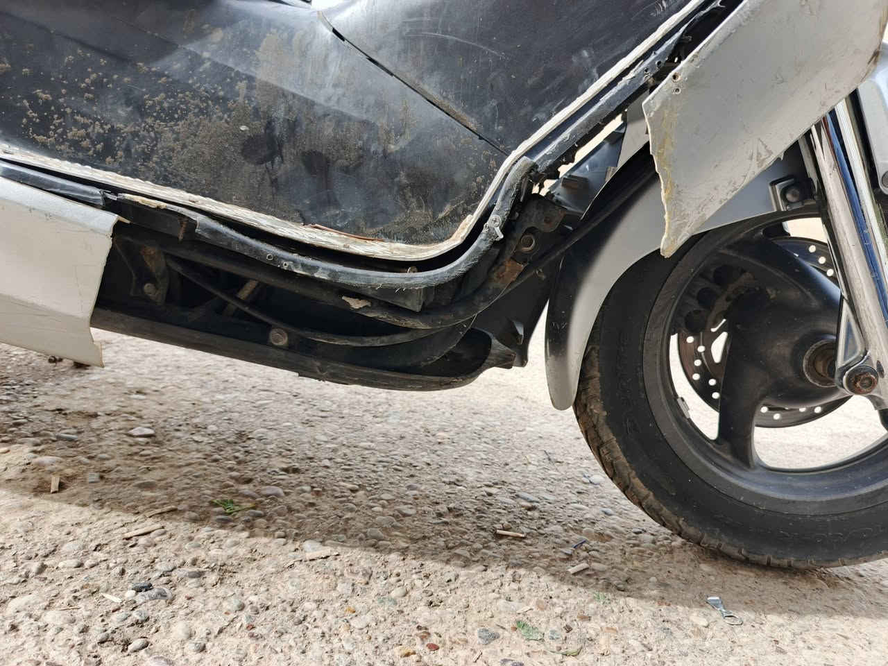 للبيع للبيع
دراجه فورزا 08 
موديل ٢٠١٠
دراجه مكفوله بس بيها نواقص خفيفه كلها كامله محرك كهربايات شلعه معدلها حلو رزانه وكامله من كل النواحي محركها مكفول كلجات جدد الكير العادي شغال بس اني لاغي تايرات جدد سوته جديده مدفوعه كمرك كلمه من شي بس نواقص بسيطه ودراجه جانت متروك ومصار يومين من طلعت موجود بصلاح الدين قضاء الدجيل سعرها(900) و بيها مجال انشالله للاستفسار اتصل ***********
