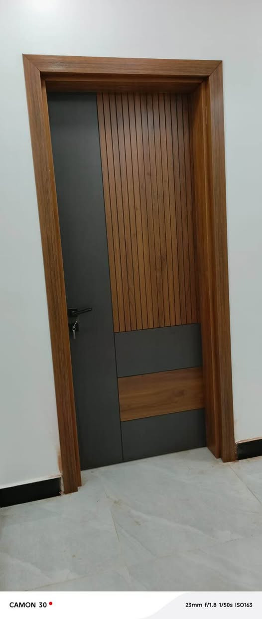 معرض اسطنبول للابواب الخشبيه الحديثه / العنوان الرفاعي مقابل مصرف الدم خلف اسواق هجوره
*********** الرفاعي, ذي قار
