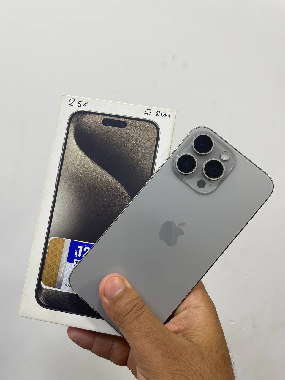 سلام عليكم ايفون 15 برو ماكس مكفول حتى من الشخط بطارية 87 ذاكرة 256 جهاز استعمال شخصي دبل خط Za شرق اوسط كامل ملحقات مكاني النجف
***********
