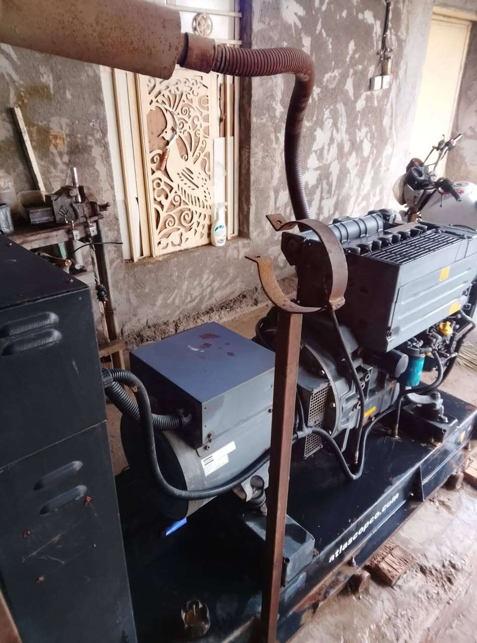 مولد ديزل
دويز من 25ال30kv
للبيع نضيف 
السعر 33ورقه و بيه مجال 
الرقم 
***********
العنوان صلاح الدين الدجيل
