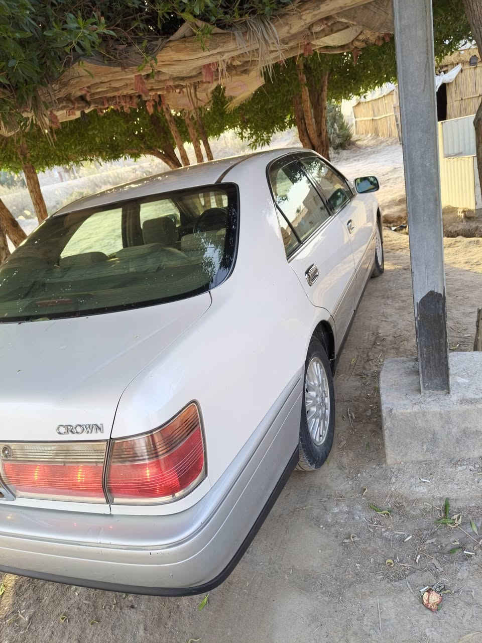 ملكة كصة قمارة فقط جاهزة من كلشي سيارة جديدة كلش مكينة ديفور الجبيرة لايت زنون اريل كهربائي  تواير صار سبوع من شادهن جدد  مكان سوق الشيوخ  السعر 45بيه مجال بصيط
***********
