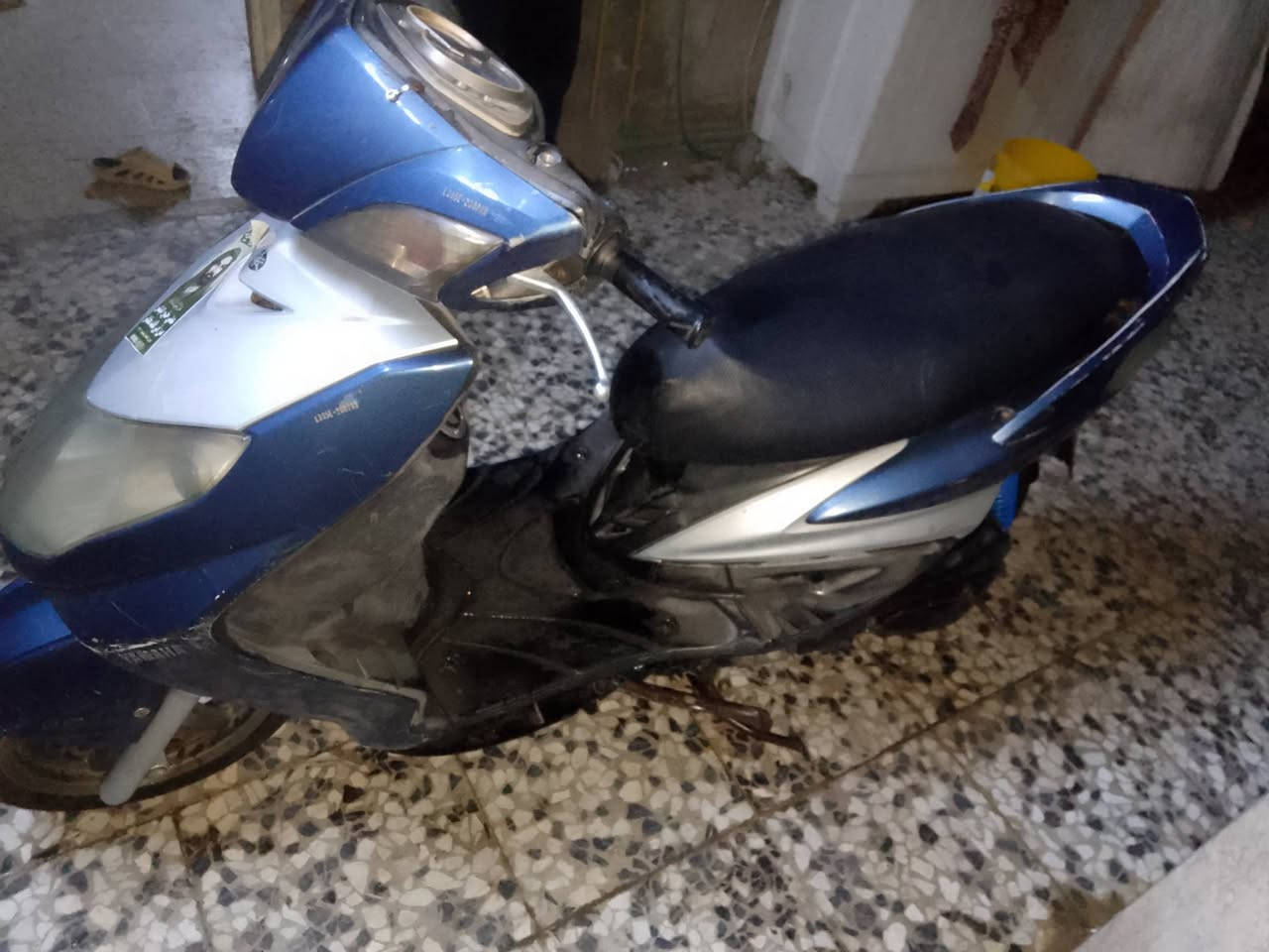 سلام عليكم دراجه للبيع حلوه شلعه ومعدل مكينه لا تنقيص ولا تبخير فول نشاط وخير من الله كل كهرباياتهة شغاله او ما بيه كل نقص سعر 500وبيها مجال بصيط مكاني بغداد الشماعيه ***********
