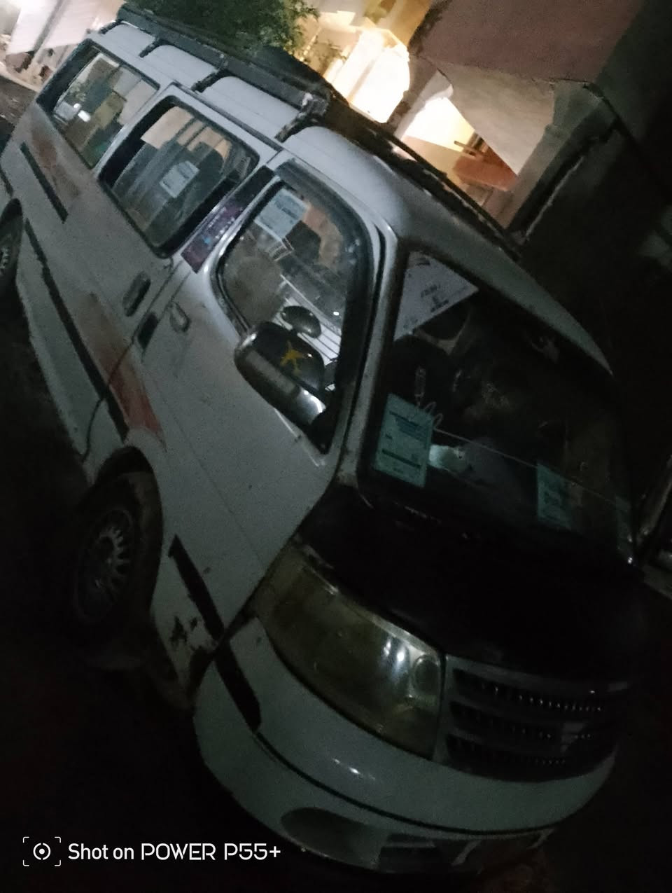 سلام عليكم شباب فتوان للبيع 2010 ابيع كوم حديد هل موجود رعي موجود بس موصلي السعر 25 ورقي البكن بغداد.  المحمودي هادئ رقمي           ***********
