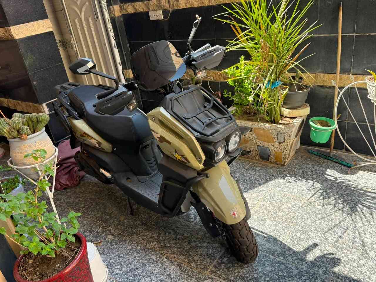 السلام عليكم
دارجه ابادجي بطاريه ليثيوم 

الملف 3000W

جديده وطالع بيها بس عشر مرات

السعر مليون ونص

1-500-000

التصال ***********

عنواني بغداد قرب العاب السيديه
