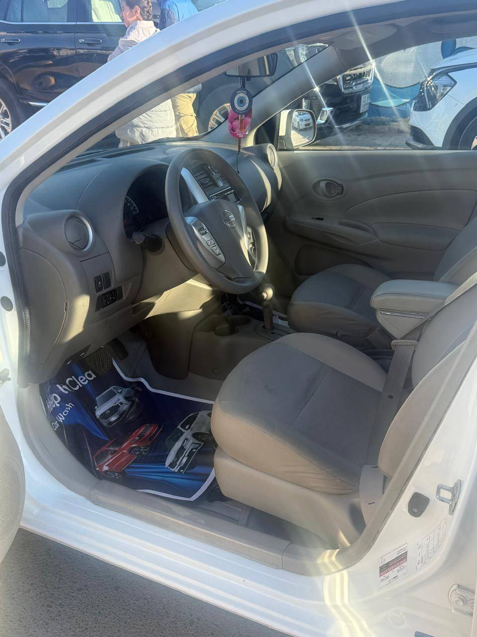 سلام عليكم نيسان سني موديل 22رقم سليمانية باسمي تريد تحويل تريد وكالة  بيها طخة بلجاملغ الخلفة والجاملغ الامامي بسيطات كلش ومعدلهن بارد كير محرك مكفولات سيارة كبل للشارع السعر (115) وبيها مجال رقم الهاتف ***********
