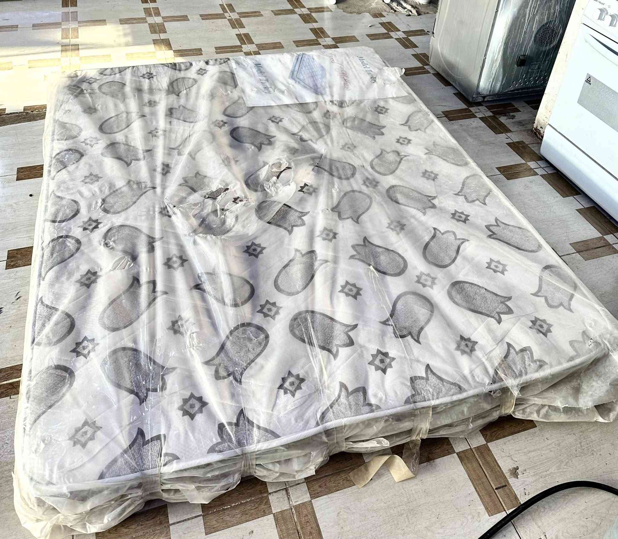 التفاصيل مكتوبه ع الصور  👇👇
تواصل واتساب ✅✅ وماسنجر 📩📩
***********  📞📞*********** 
عنوان / اربيل / داره توو 📍📍 🚚 🚚
