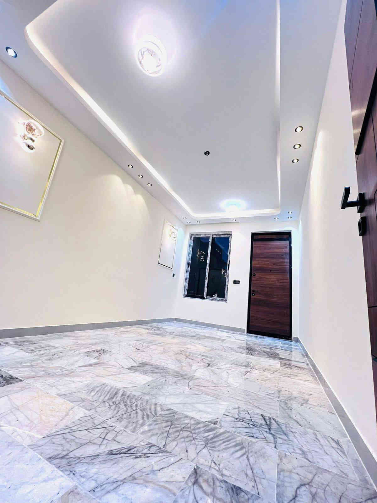 مساحه الدار الواحد /55 متر ======@

الواجهه /6/ متر /النزال /9/ متر 🔥

يحتوي الدار الواحد ع = (3) غرف نوم +صحيات عدد (2)

+استقبال + مطبخ + مناور

سنه البناء 2025 زيرو 😍

العنوان حي الجهاد / ديوان الضباط خلف الاربع شوارع مباشر

موقع مميز

الاستفسار *********** مكتب الشهم للعقار 🏫
