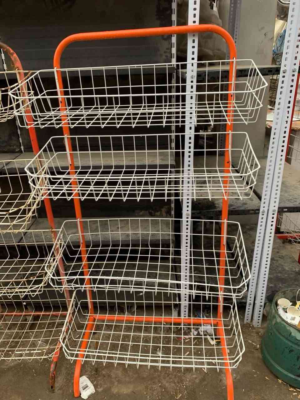 سلاام عليكم توفرن سلة مال اسواقً جديد سعر مناسبة عنوان بغداد سوق مريدي انتصل تدلل ***********
