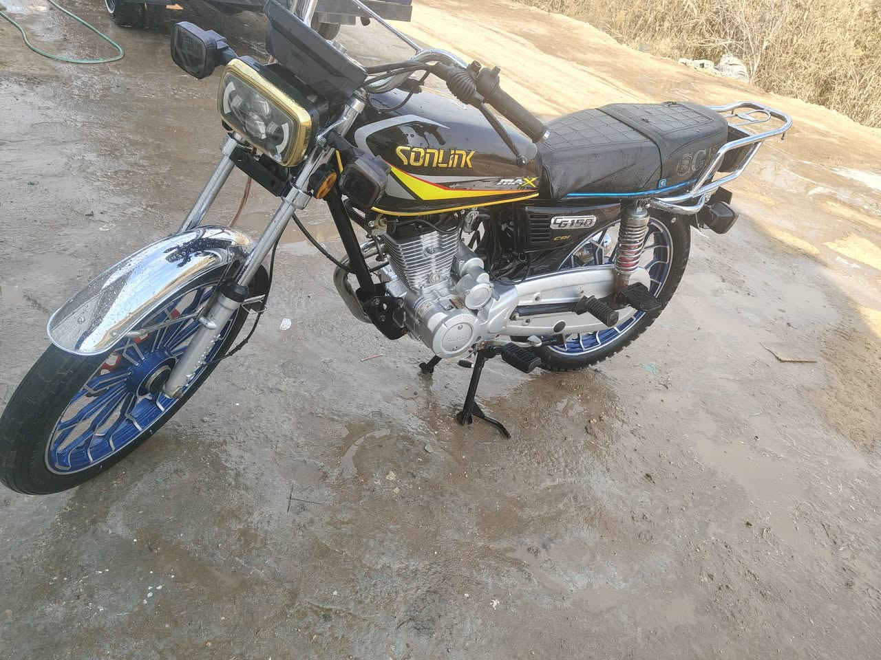 سيفان 24اوراق للبيع***********,
حله ابو غرق
 السعر 625وبيه مجال
