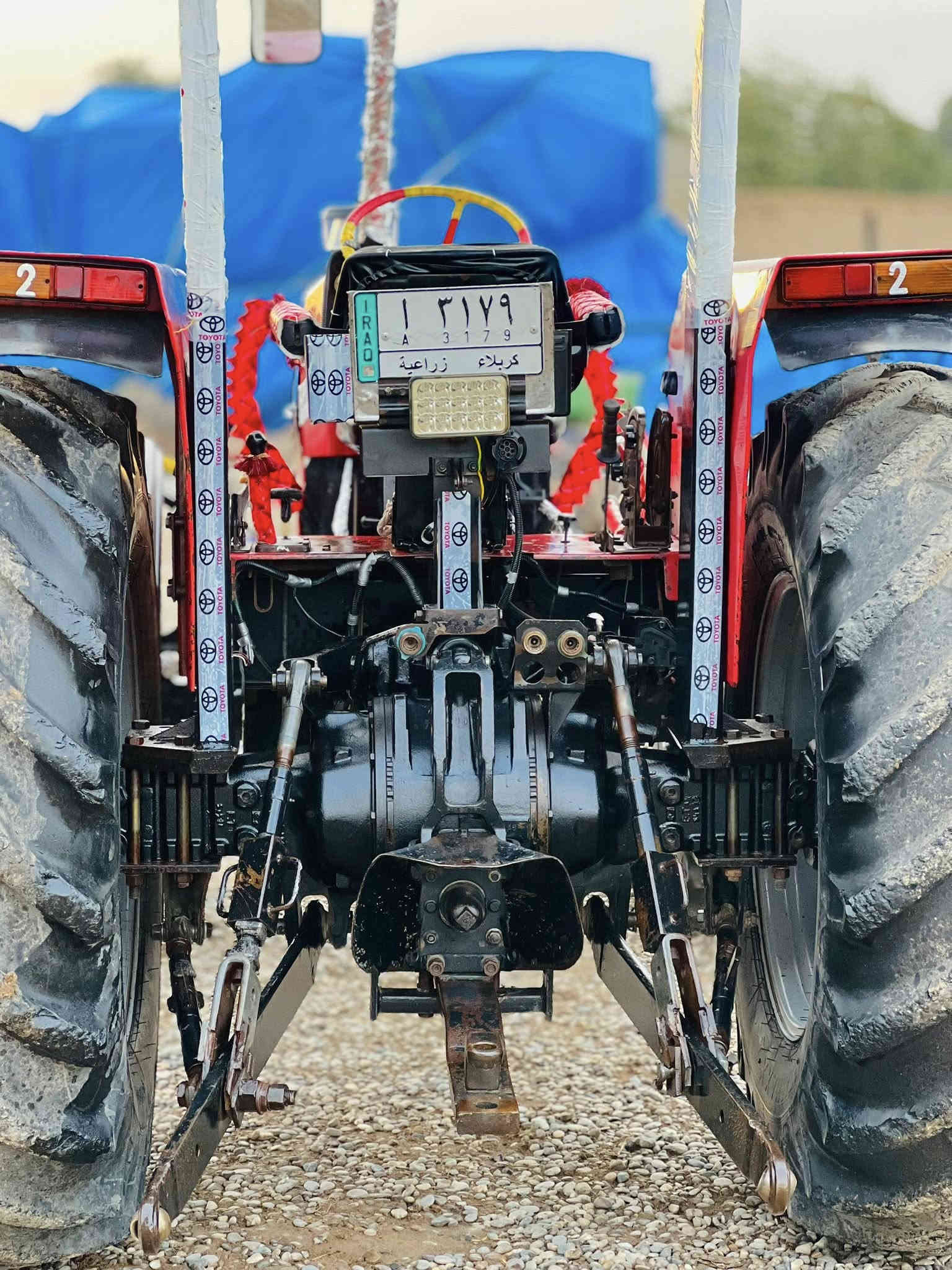 السلام عليكم تركتر فوركسن حجم 475 للبيع موديل 2015 باب الاول كله عل شركه رقم وسنويه تريد تحويل تريد وكاله سنويه مجدد لل 29 مشروع وطني السعر115ورقه وبيه مجال الاستفسار عل الرقم ***********
