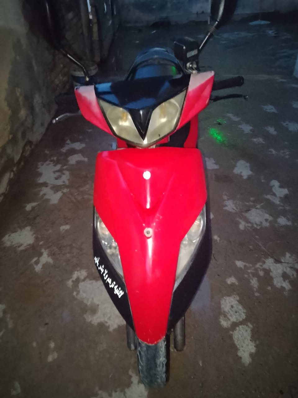 السلام عليكم ثعلب البيع  نضيفه بس ابيعها كوم حديد  لين بيه نقوصات مع العلم تشتغل تجي تاخذه وتروح لا دكلي شبيه وما بيه  السعر 350وبيه مجال حك الجيه بغداد سبع البور  ***********
