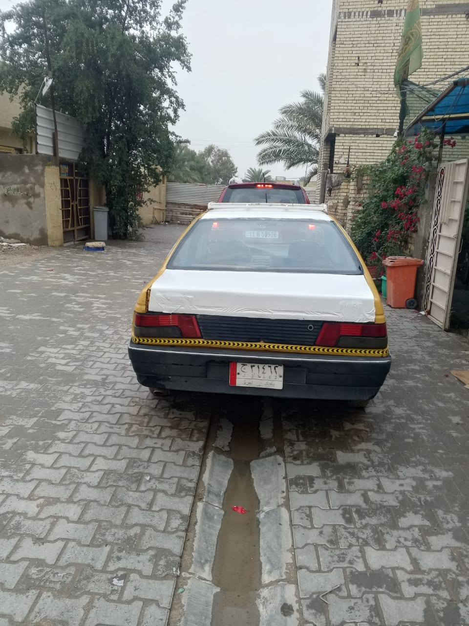 بيجو روه   كير ومكينه شرط غرفته حلوه مرتبه سياره صولي مصفره غرامه هيه 40لف فقد سنويه مجدده ل 28وعشرين  رقم نكليزي باقي بس على الستلام  سياره حوه ونضيفه 29وبيه مجال حك الجيه ***********
