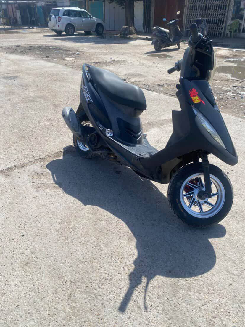 السلام عليكم دراجه ماكس عدله سرعه ١٢٠ للبيع الدراجه مكينه خرسه ابلاد ممفتوحه كهربائياته شغاله نكره سلف وهندر بكل وكت شلعه ومعدل تاكل الشارع السعر٥٥٠الرقم ***********المكان حي الجهاد
