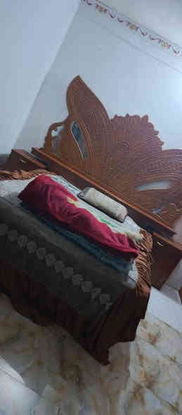 غرفه نوم عراقي تسكام ام 6 ملحق طابقين نضيفه كلش سعر 650 وبي مجال قليل كربلاء *********** كربلاء
