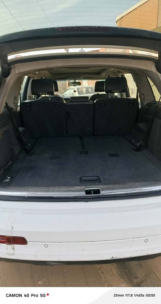 أودي  Q7 2008
محدث بجم 2013
 فول مواصفات 
رقم أربيل باسمي 
شرط التحويل
بدون صبغ 
بنوراما 
7 راكب 
تبريد مركزي 
كشنات جلد 
محرك ٦ سلندر ٣٦٠٠ 
محرك وكير شرط  
داخل كلين تايتل
شاشا اصليه 
كشنات كهربائي 
تبريد وتدفئة كشنات
مانع انزلاق 
موصفات بعد بيها كلش هواي 
سعرها ١١٥ وفيها مجال 
***********
***********
