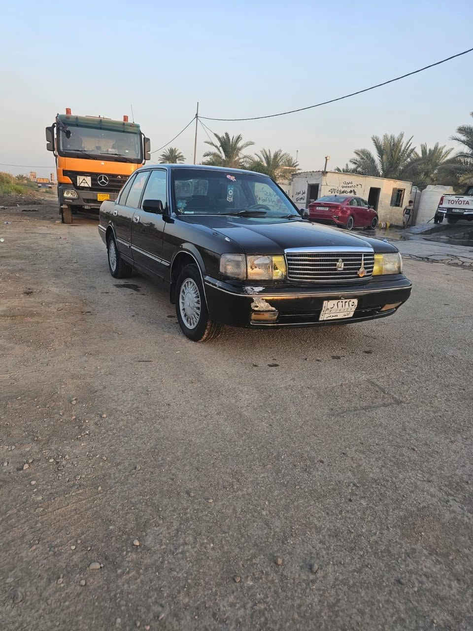 سلام عليكم للبيع أرنب موديل 1992 مكينه 300 كير ميكانيك رقم انبار بسمي بيهة جاملغ خلفي صبغ فقط مكفوله من تحويل او نقل جثه وكص السعر 50 بيهة مجال بصيط  للاستفسار اتصل ***********
