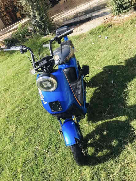 دراجه شحن حجم ١٤ كهربائيات كله شغاله بطاريات جدد ع فحص مابيه نقص كلشي السعر ٢٠٠ وبي مجال مكاني هيت حي البكر *********** وتساب و اتصال
