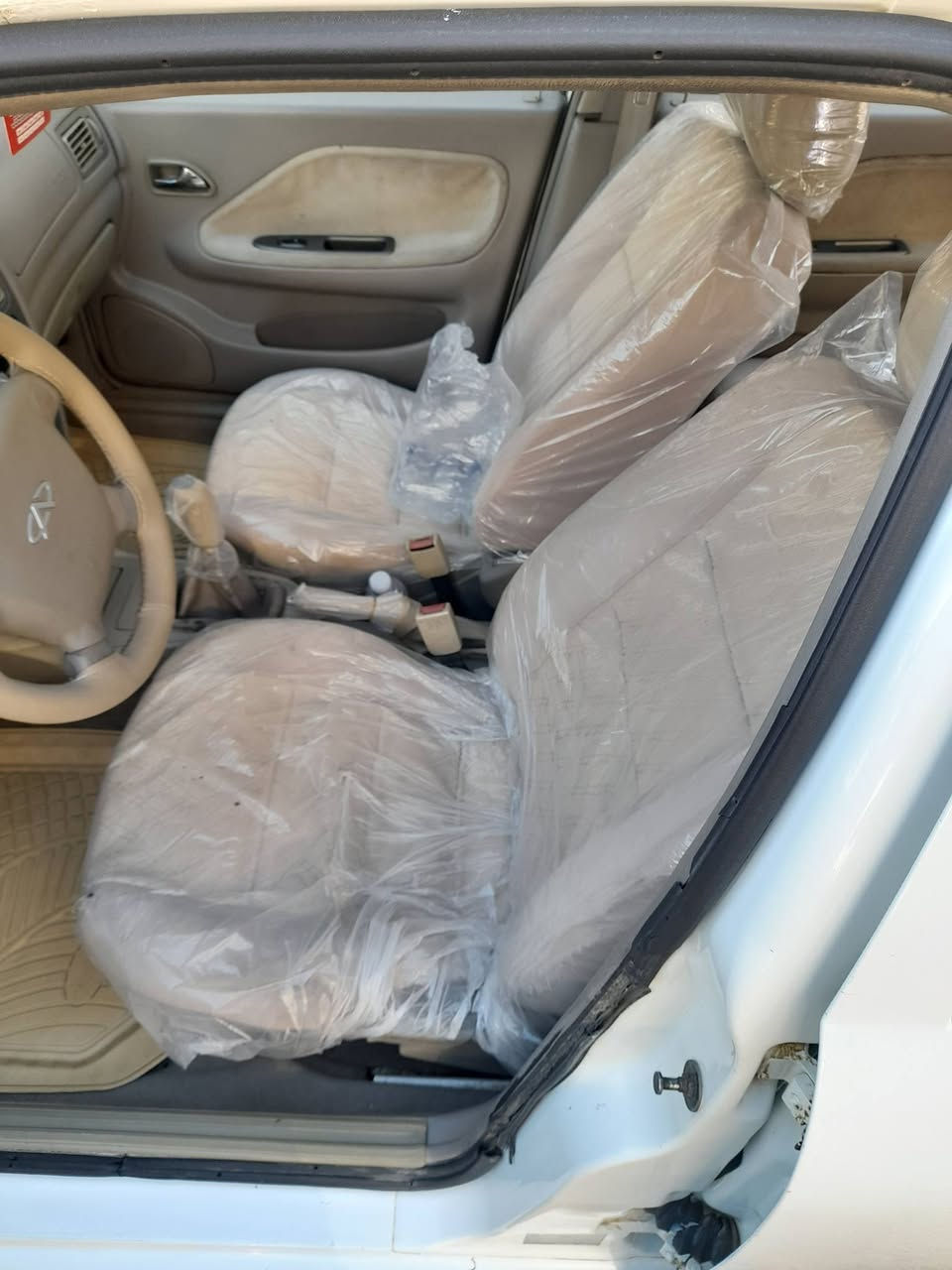 سلام عليكم شيري كوين موديل ٢٠٠٩ كفاله عامه ماشيه ٤٥ حقيقي مكفوله من كلشي صبغ تبديل بارد مكفوله اسبير ما نزل على وضع الشركه عنواني السيديه السعر ٥٨ وبيها مجال بسيط هذا رقمي *********** الميعجبه اعبر المنشور  بدون زحمه كلشي اكو بل سوك .
