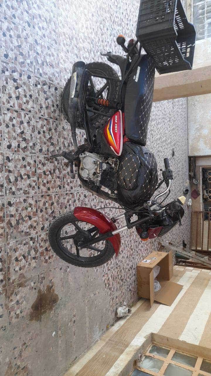 السلام عليكم بوكسر كامل يرادله غسل اصولي شرط الترقيم موديل 2020كله شغال السعر 725بيمجال او مراوس سيفان ٢٥ المكان ديالى بعقوبه العباره حدمكسر الرقم ***********
