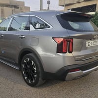 سورنتو ٢٠٢٥ • ٦ سلندر • ممشى ٤٠ الف