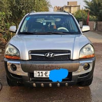 توسان 2009 مكينه 2000 سياره باسمي مكفوله رقم بغداد انكليزي السعر 125 و...