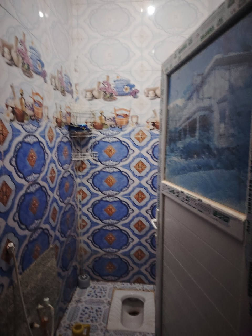 بيت زراعي مقابيل حي الشرطة
مساحة البيت ٢٠٠ متر

يتكون من غرفتين وصاله ومطبخ وبراني وصحيات خارجية وداخليه

مسجل استمارة بالبلدية

رباطات فوك وجوه

واصله كافة الخدمات تبليط مجاري مقرنص كهرباء ماي

للاستفسار مراجعة #مكتب_الرّشد_للعقار

شارع الاندلس مجاور مطبعة الطائي

او الاتصال على الرقم

موبايل ***********

واتساب اتصال

@الجميع
