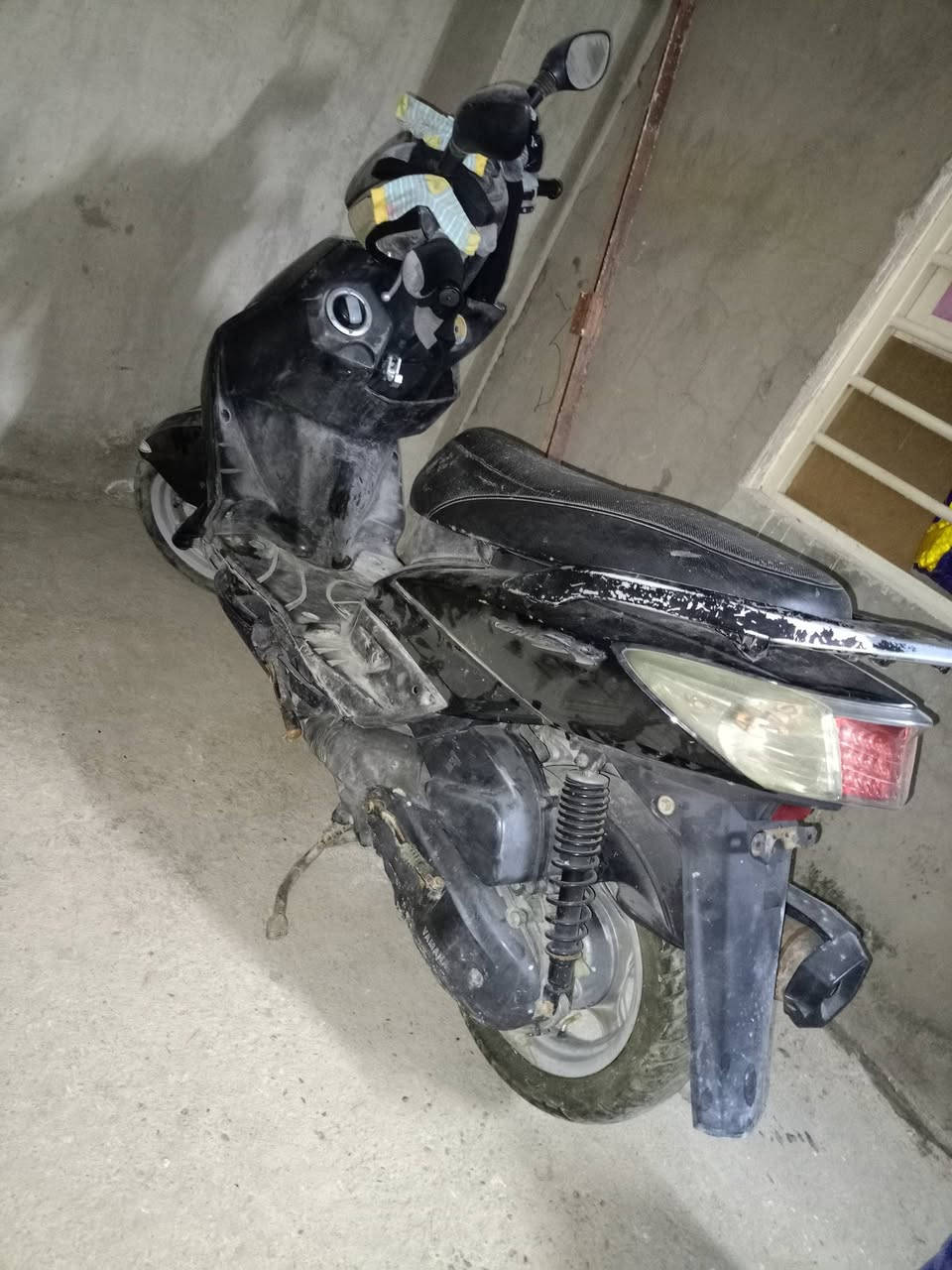 السلام عليكم دراجة للبيع سكنس فحل نوزل خطين قبق نفخ الدراجة فجأة طفت وديتهة للفيتر يكول لو عقل لو ظفيره ابيع كوم حديد ملاحظة الدراجة كفراتهة كاملة مكاني بغداد البياع تقاطع درويش السعر 425 وبيهة مجال للستفسار ***********
