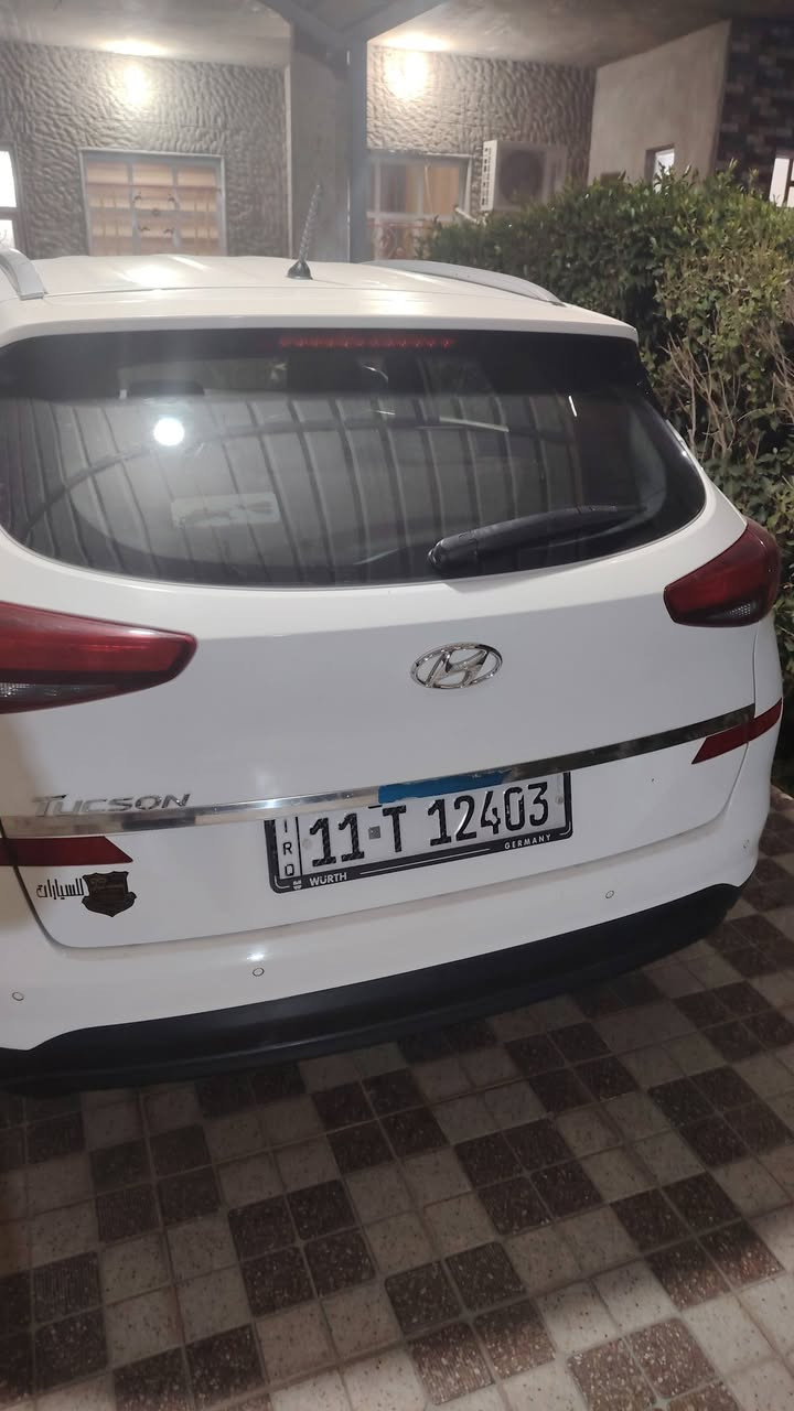 السلام عليكم توسان موديل2020 شركة الگاصد داخل جلد لونين وصاج وكشنين كهرباء وخمس عدسات ولدات ترحيب بصمات أبواب وبصمه تشغيل والشباك لكزز  وهاند بريك رجل. دوسه وباقي المواصفات المعروفه السعر 205 وخابر ويتدلل ***********
