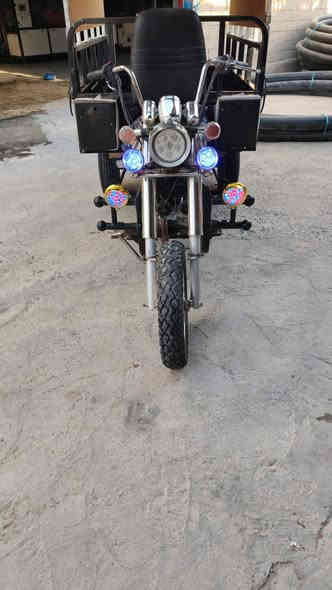 ‏سلام عليكم ستوته للبيع موديل 15 وكيلها الخفاجي الشاصي ملحوم فقط الركبه المحرك أمجفت  مره وحده السعر 1200￼. مليون و200 المكان نجف كوفه المحجر مو وياها.اي استفسار رقم ‭.0772 102 6335‬
