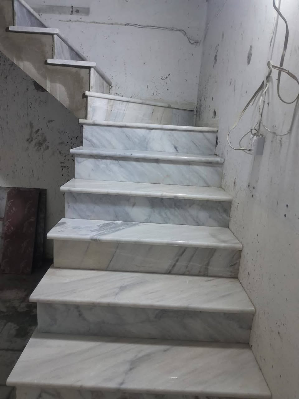 متفرغير حالين خلفه سراميك شغلنه في الناصريه فقط نتصل ودلل  *********** واتساب وخاص مفتوح
