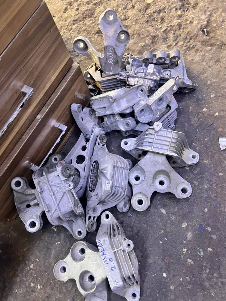 حاويه جديد
كاراباي
جوملا موفراد ماوجو
***********
