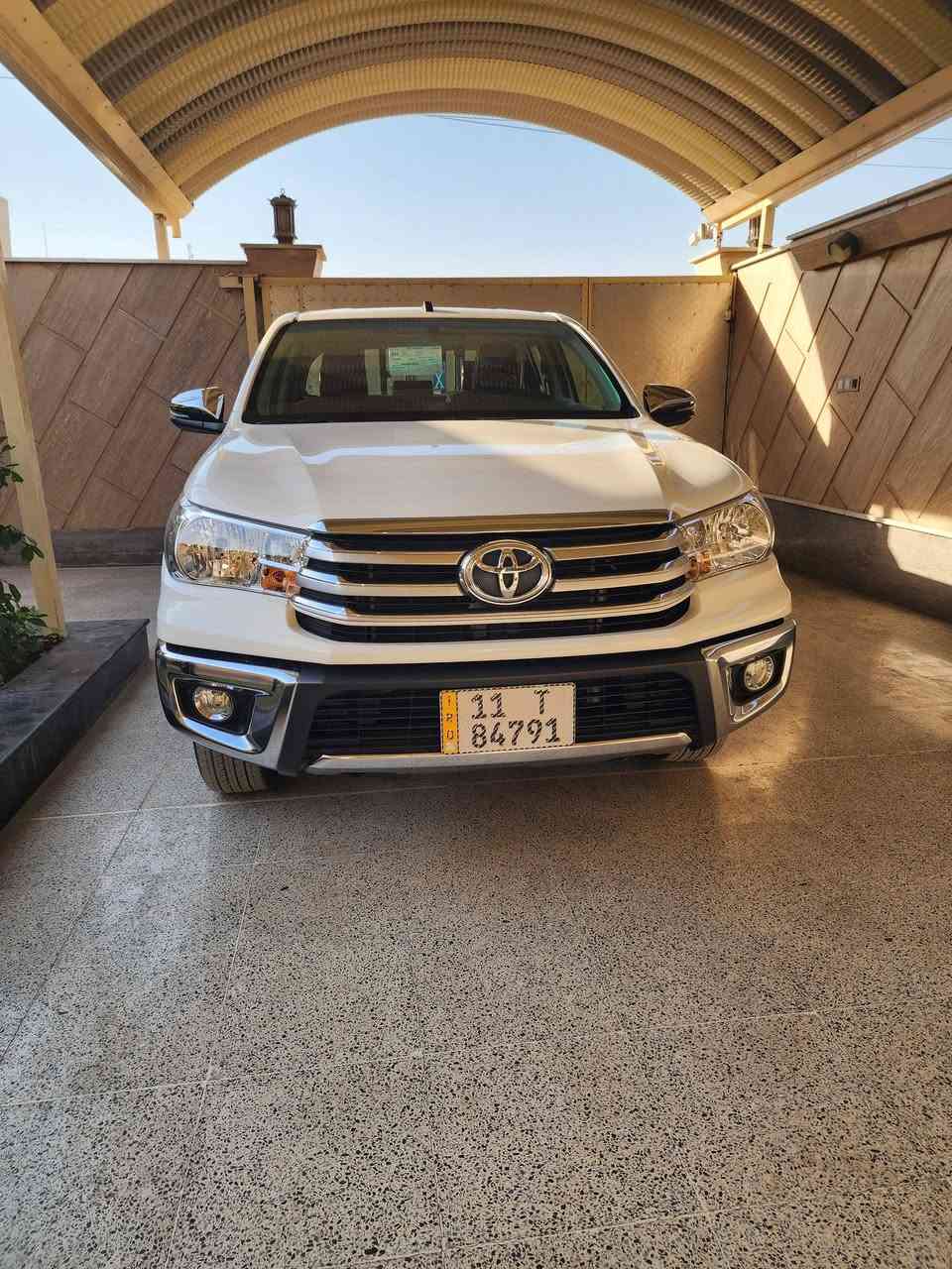 سلام عليكم سياره موديل 2025 ساز رقم بغداد ماشيه 3000 الف بعدهي زيرو *********** /// ***********
