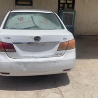 اخوان السلام عليكم  BYD أبيع كومه حديد السعر 25 وبيها مجال قليل 077055...