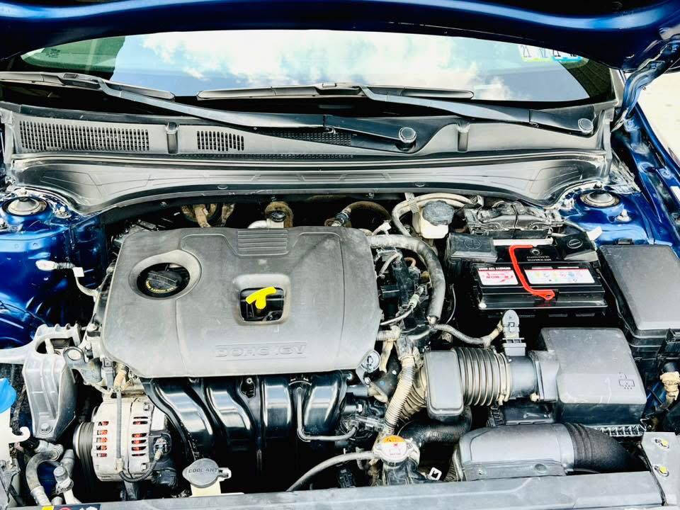 كيا فورتي 2021 مكينه 2000دوش تحكم استيرن رادار امامي تحكم ذاتي كامره خلفي شاشه كبيره ماشيه76m حادثها موضح بالسونار ***********
