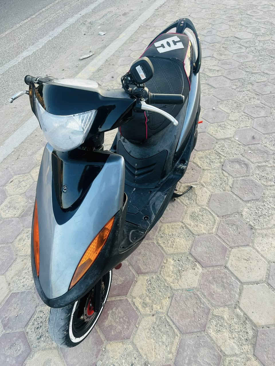 عندي ماكس عدله نضيفه كفرات مختمه نكره سلف مكينه ناعمه وبلاديه شلعه ومعدل اوراق كامله المكان الغزاليه السعر 425 الشراي يخابر وهذه رقمي ***********
