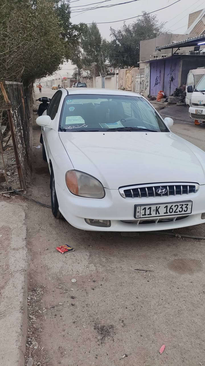 السلام عليكم سوناتا موديل 2000 محرك 2000 مكفول كير مكفول صبغ عام للجماليه رقم بغداد باسمي مكاني بغداد الكاظميه السعر 58 رقم ***********
