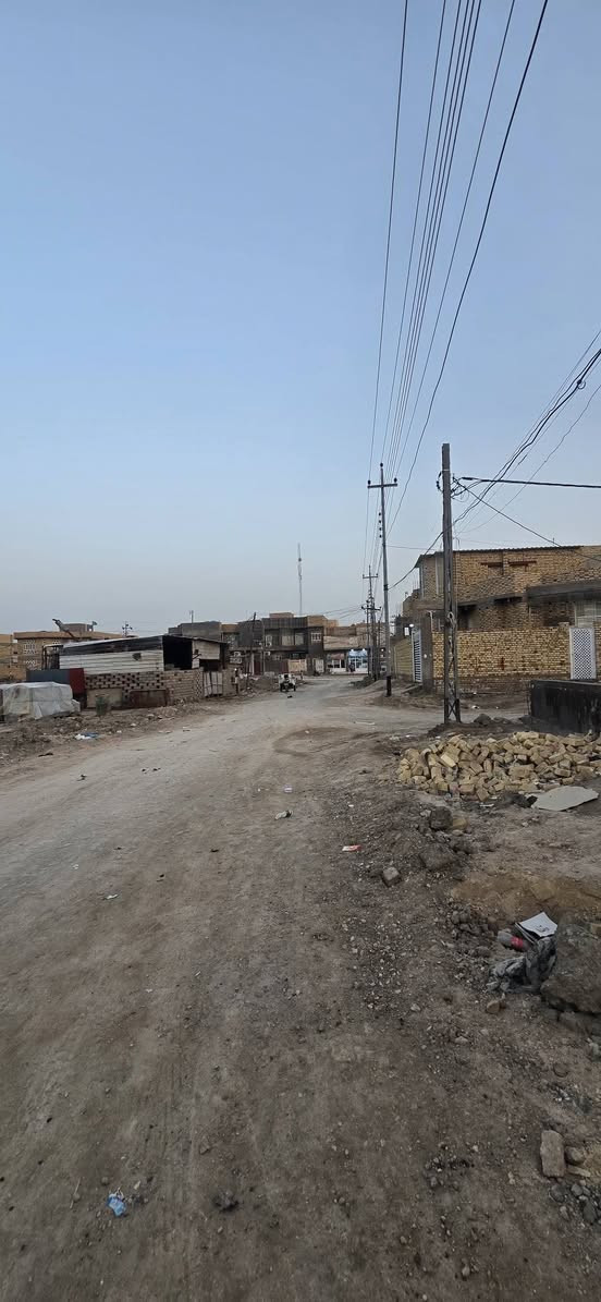 قطعه طابو صرف مدفونه محدوله  م 145 م واجه 10 وربع نزال 14 مربع ركن علئ ساحه سوق الشيوخ حي الشموع ساحة المولد قريبه علئ شارع العام السعر 110 بي مجال --***********--احمد الطيب -
