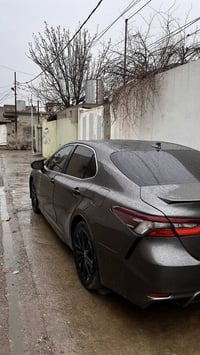 كامري SE ٢٠٢٣ • ٣٦ الف كم • ضرر قطعة بدون صبغ