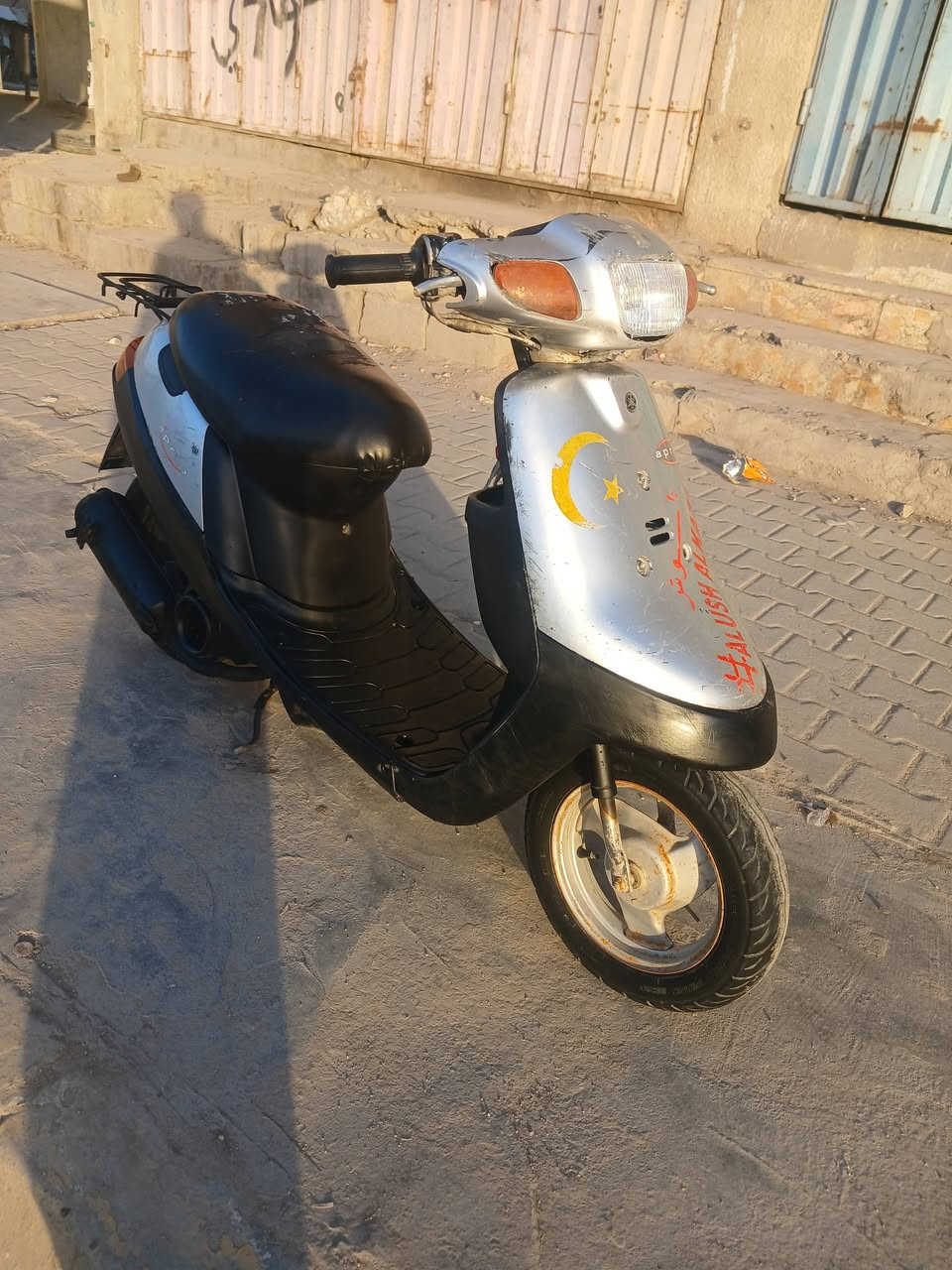 سلام عليكم بطه للبيع
دراجه حلوه 
مجفته مره وحده 
كهربايات شغاله 
سعر ٢٢٥
مكاني مقابل كراج الموحد 
***********
