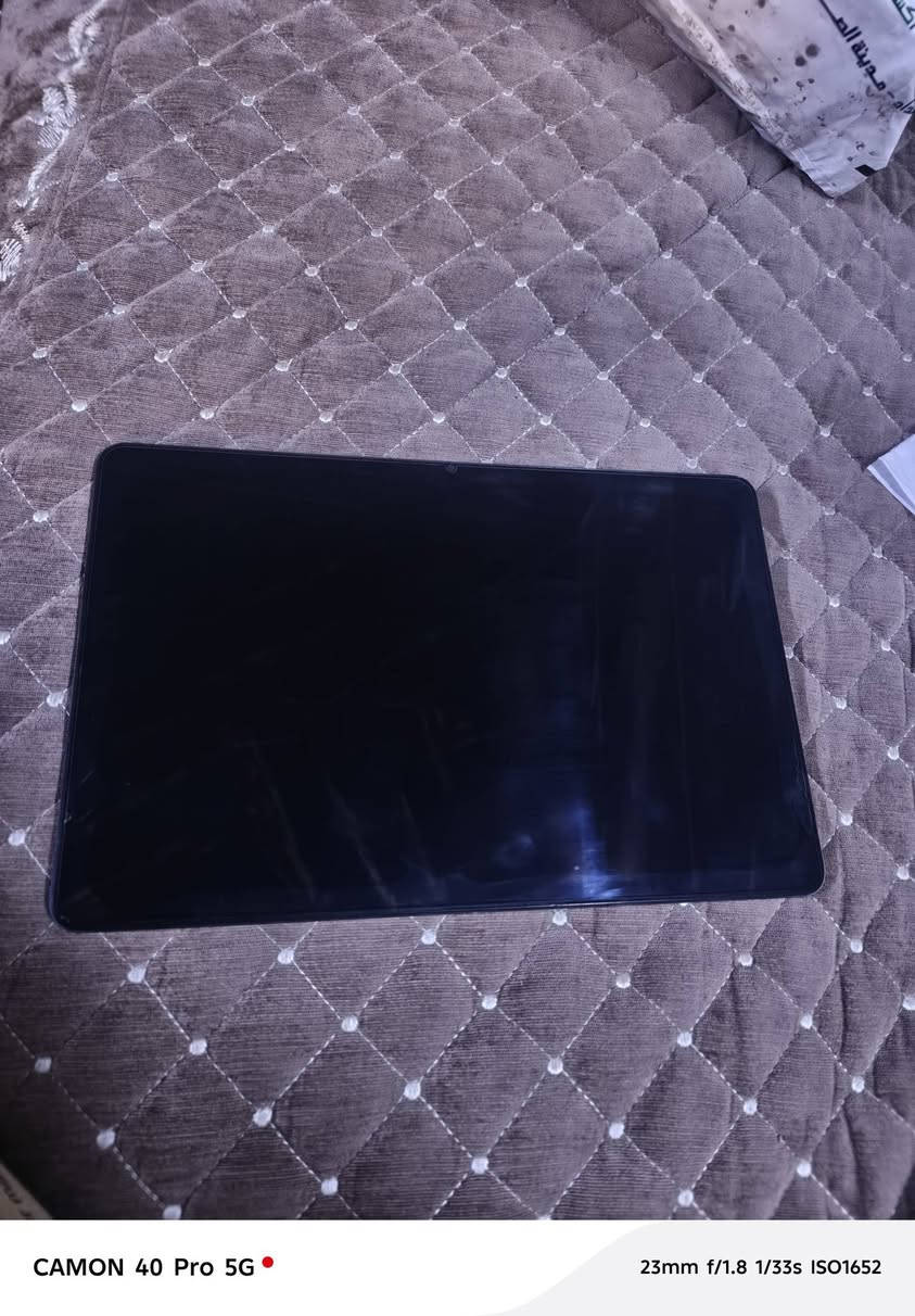 هونر باد 9
مستخدم شي بسيط مال دراسة بعدة بلضمان اغراضة كلهن كاملات
سعر جديد 350 
اريدة 260
المكان بغداد الحبيبية***********
