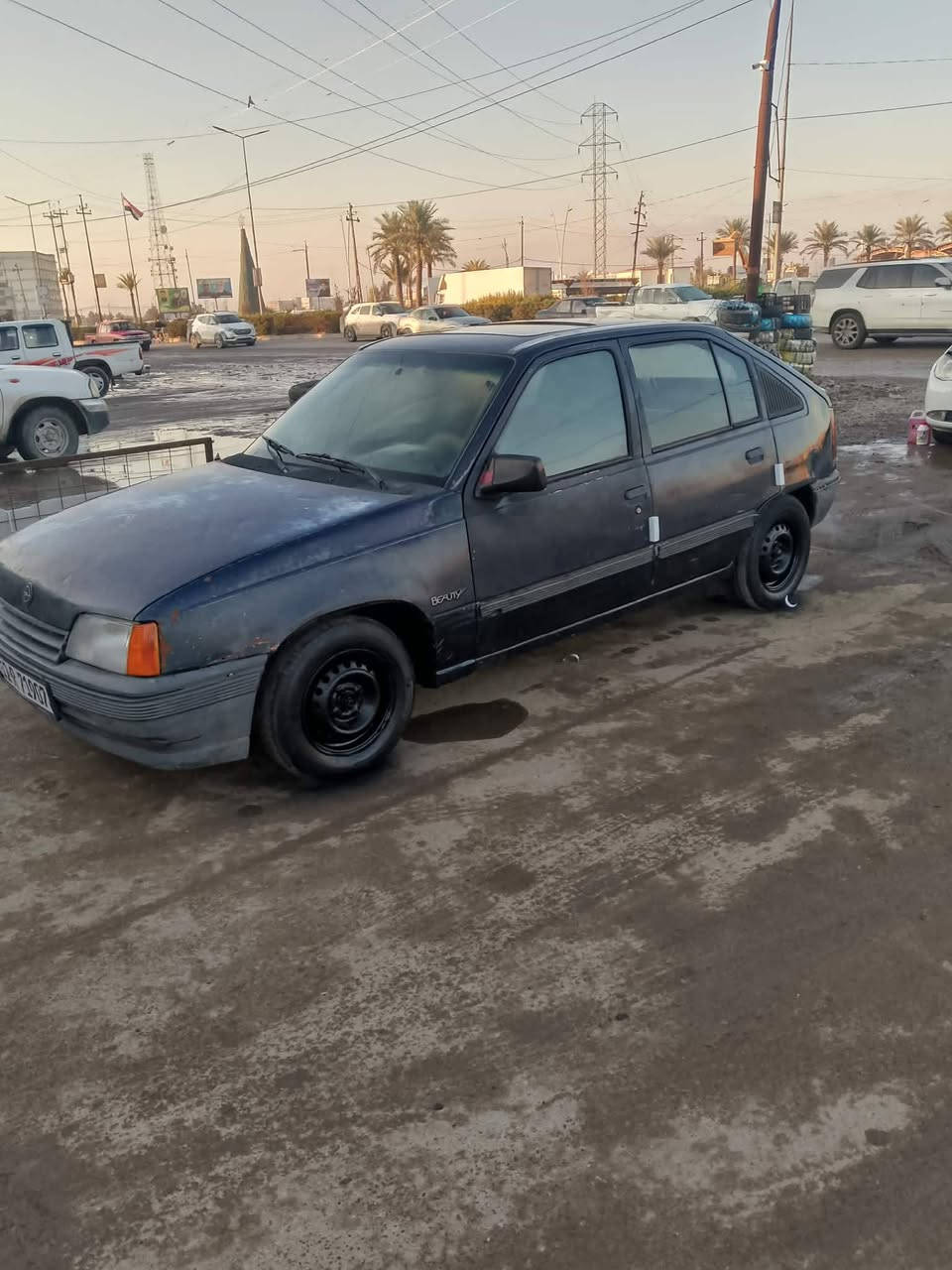 السلام عليكم 
كاديت نظيفة صبغ دوسات فقط 
سنوية الى 2030
 سعره 23$ بي مجال 
***********
***********
